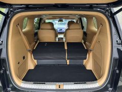Voyah Lantu Dreamchaser EV AWD Excellence Kunpeng Edition - ფოტო 16