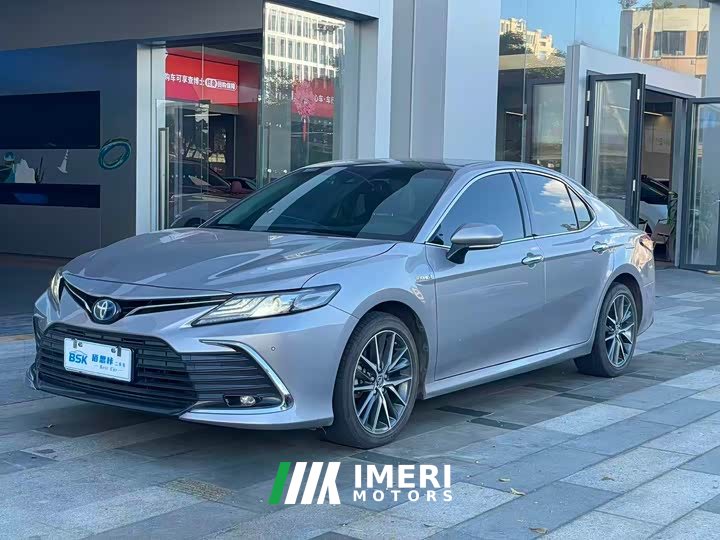 Toyota Camry Hybrid Luxury - ავტომობილი ჩინეთიდან