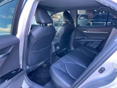Toyota Camry Hybrid Luxury - ფოტო 12