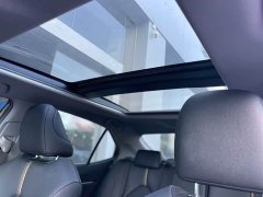 Toyota Camry Hybrid Luxury - ფოტო 13