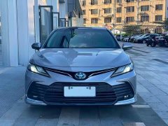 Toyota Camry Hybrid Luxury - ფოტო 18