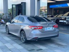Toyota Camry Hybrid Luxury - ფოტო 5