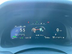 Toyota Camry Hybrid Luxury - ფოტო 9