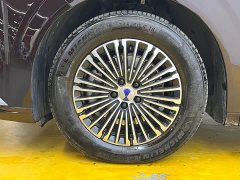 Denza D9 Second Generation DM-i AWD Flash Charge Premium - ფოტო 11