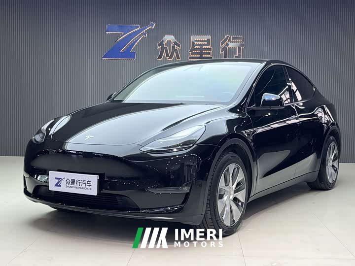 Tesla Model Y Rear-Wheel Drive