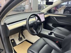 Tesla Model Y Rear-Wheel Drive - ფოტო 10