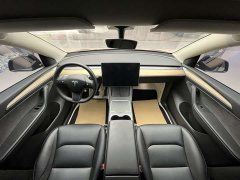 Tesla Model Y Rear-Wheel Drive - ფოტო 20