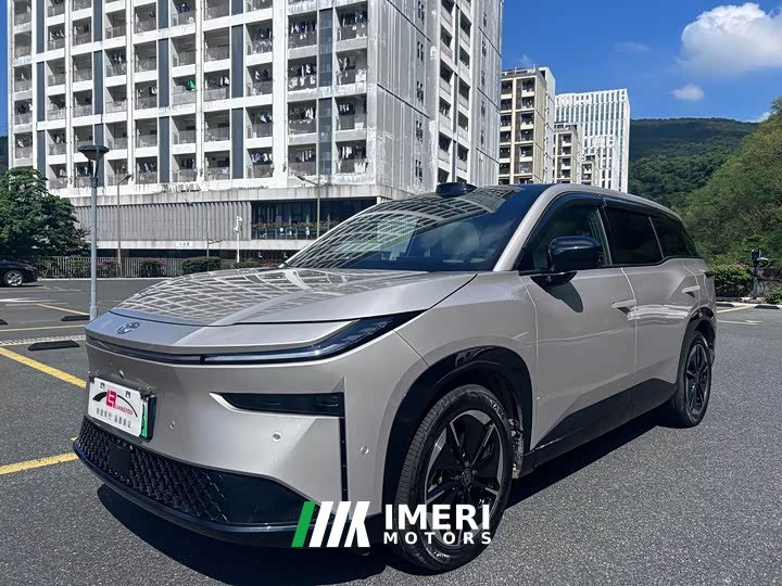 Toyota Platinum Smart 3X 520 Pro Lidar Edition - ავტომობილი ჩინეთიდან