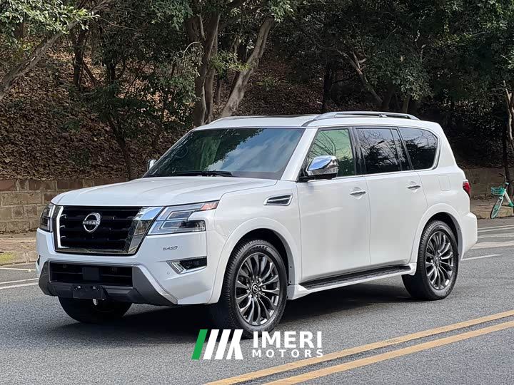 Nissan Pathfinder ARMADA 5.6L Invincible Fleet Flagship Edition