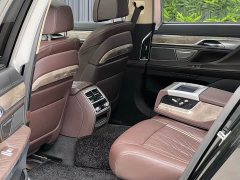 BMW 7 Series 740Li Premier Luxury Package - ფოტო 4