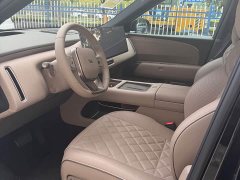 Li Auto Ideal L8 Ultra - ფოტო 4