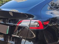 Tesla Model Y Standard Range RWD - ფოტო 11