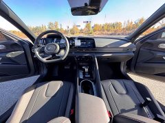Hyundai Elantra 1.5L CVT 20th Anniversary Edition - ფოტო 11