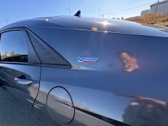 Hyundai Elantra 1.5L CVT 20th Anniversary Edition - ფოტო 16
