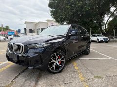BMW X5 xDrive 30Li M Sport Premium Package - ფოტო 1