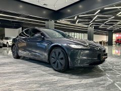 Tesla Model 3 Rear-Wheel Drive - ფოტო 3