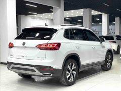 Volkswagen Taos 280TSI FWD Luxury Smart Connected Edition - ფოტო 12