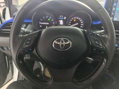 Toyota C-HR 2.0L Luxury Edition - ფოტო 10