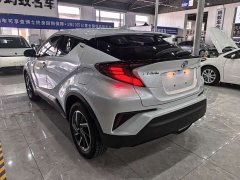 Toyota C-HR 2.0L Luxury Edition - ფოტო 14