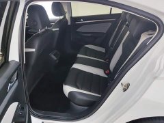 Volkswagen Bora 300TSI DSG Respect Edition - ფოტო 11
