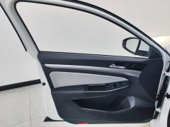 Volkswagen Bora 300TSI DSG Respect Edition - ფოტო 7