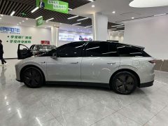 Li Auto i6 Two-Wheel Drive Standard - ფოტო 4