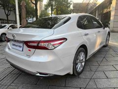 Toyota Camry 2.0G Luxury Edition - ფოტო 11