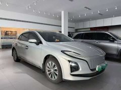 FAW Hongqi E-QM5 610km PLUS - ფოტო 3