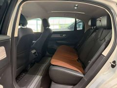 FAW Hongqi E-QM5 610km PLUS - ფოტო 6