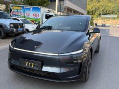 Tesla Model Y Rear-Wheel Drive - ფოტო 1