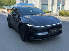 Tesla Model Y Rear-Wheel Drive - ფოტო 3