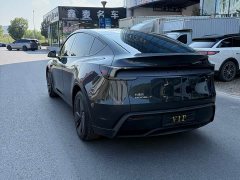 Tesla Model Y Rear-Wheel Drive - ფოტო 6