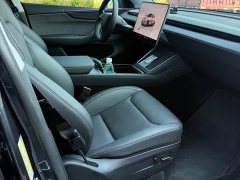 Tesla Model Y Rear-Wheel Drive - ფოტო 8