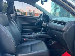 Honda Vezel 220 TURBO CVT Elite - ფოტო 7