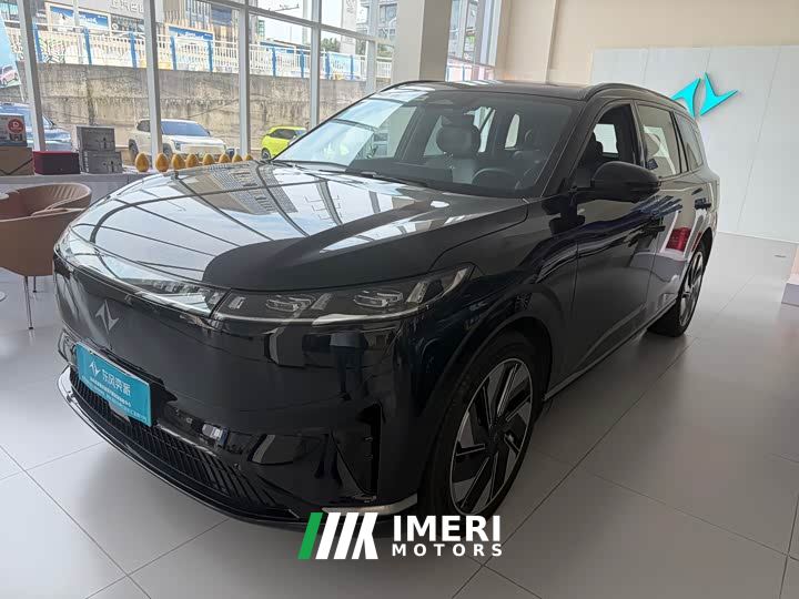 Dongfeng eπ008 210Ultra Extended Range 5-Seater