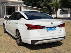 Nissan Teana 2.0L XL Comfort - ფოტო 7