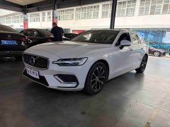 Volvo V60 B4 Inscription Luxury Edition - ფოტო 1