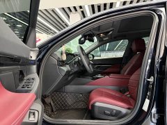BMW 5 Series 525Li Luxury Package - ფოტო 3