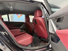 BMW 5 Series 525Li Luxury Package - ფოტო 8