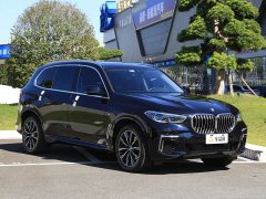 BMW X5 xDrive 30Li Luxury M Sport Package - ფოტო 3