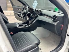Mercedes-Benz C-Class Facelift C 200 L Sport Edition - ფოტო 14