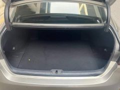 Lexus ES 200 Excellence Edition - ფოტო 8