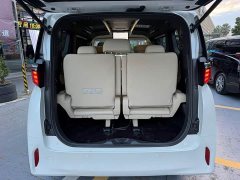Toyota Alphard Hybrid 2.5L Premium Gold Edition - ფოტო 16