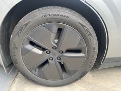 Li Auto i6 Two-Wheel Drive Standard - ფოტო 10