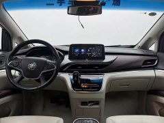 Buick GL8 Land Business Class 652T Luxury - ფოტო 9