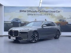 BMW i7 xDrive60L Luxury Package - ფოტო 1
