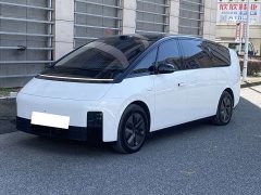 Li Auto MEGA Home Family Edition - ფოტო 1