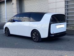 Li Auto MEGA Home Family Edition - ფოტო 5