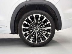 Geely Xingyue L Oriental Radiance 2.0T Auto Panorama Edition - ფოტო 9
