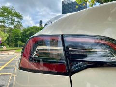Tesla Model Y Rear-Wheel Drive - ფოტო 7
